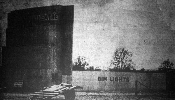 Night-Sky Drive-In Theatre - Screen (newer photo)